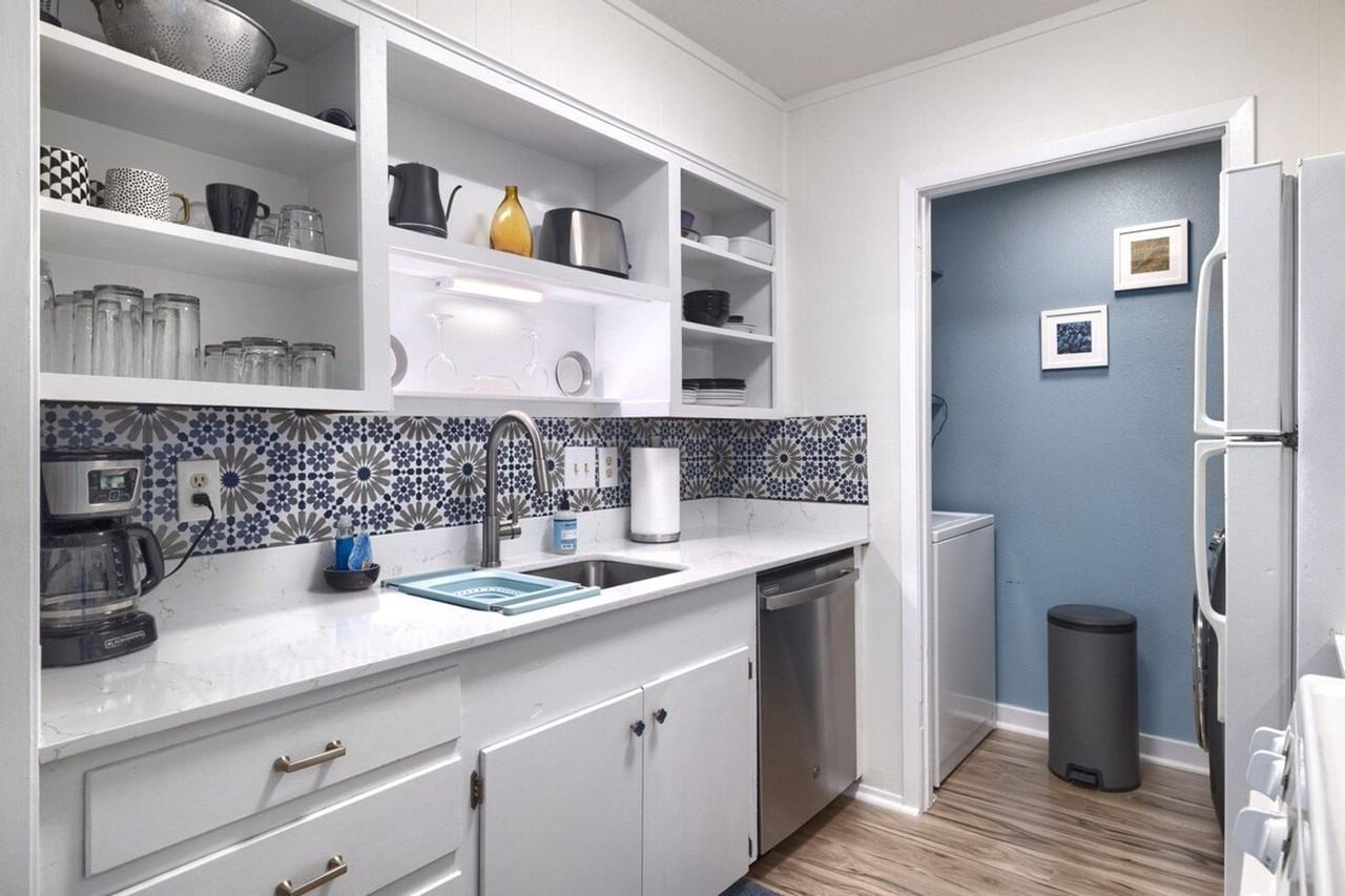 2806 Rae Dell Ave #1495899P - Photo 6 of 23