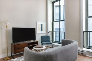 17 S Wabash Ave - Photo 1 of 1