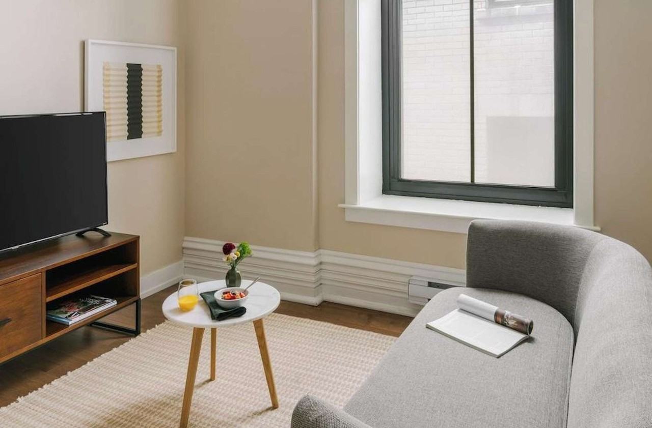 17 S Wabash Ave #1504148P - Photo 2 of 11