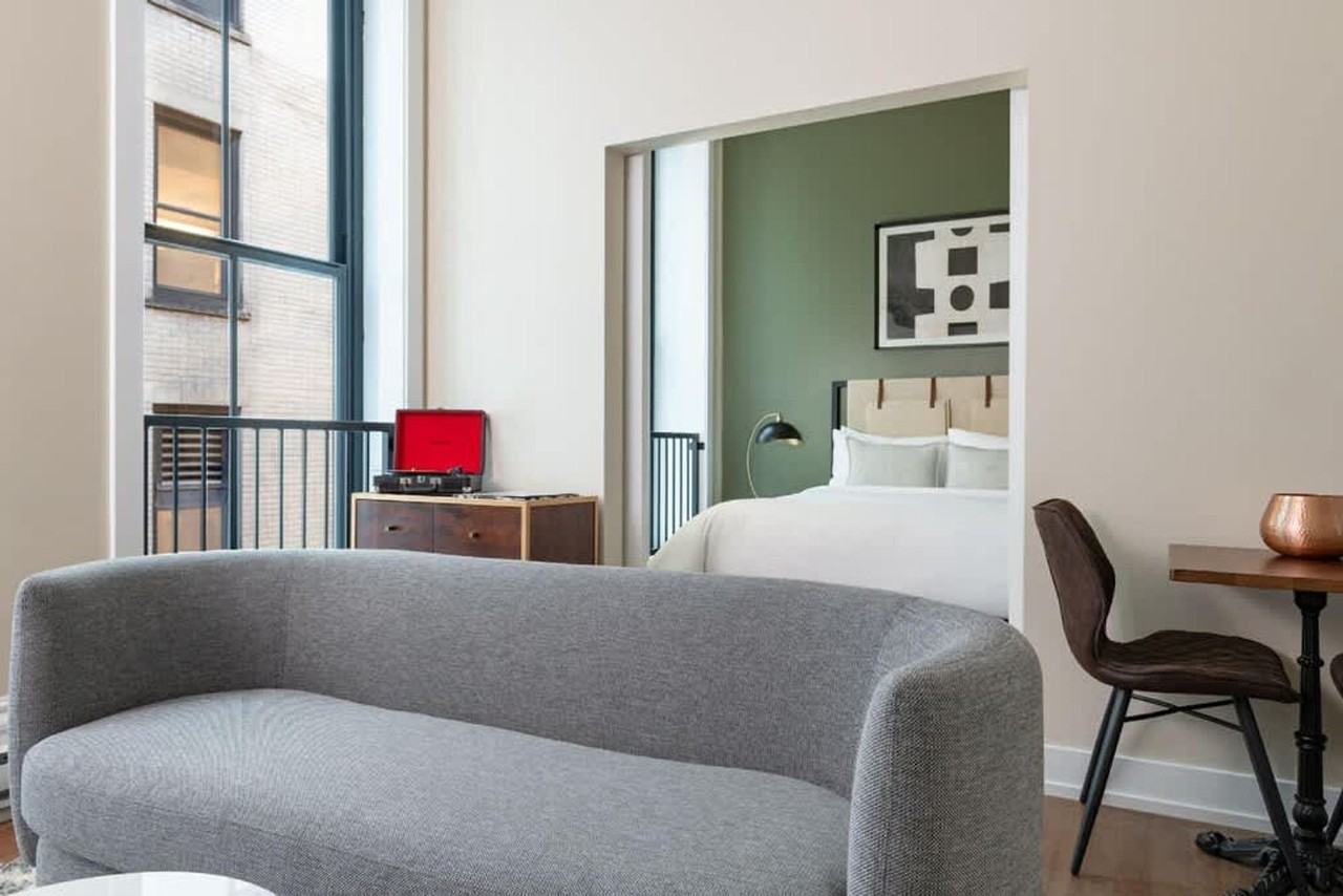 17 S Wabash Ave #1504148P - Photo 3 of 11