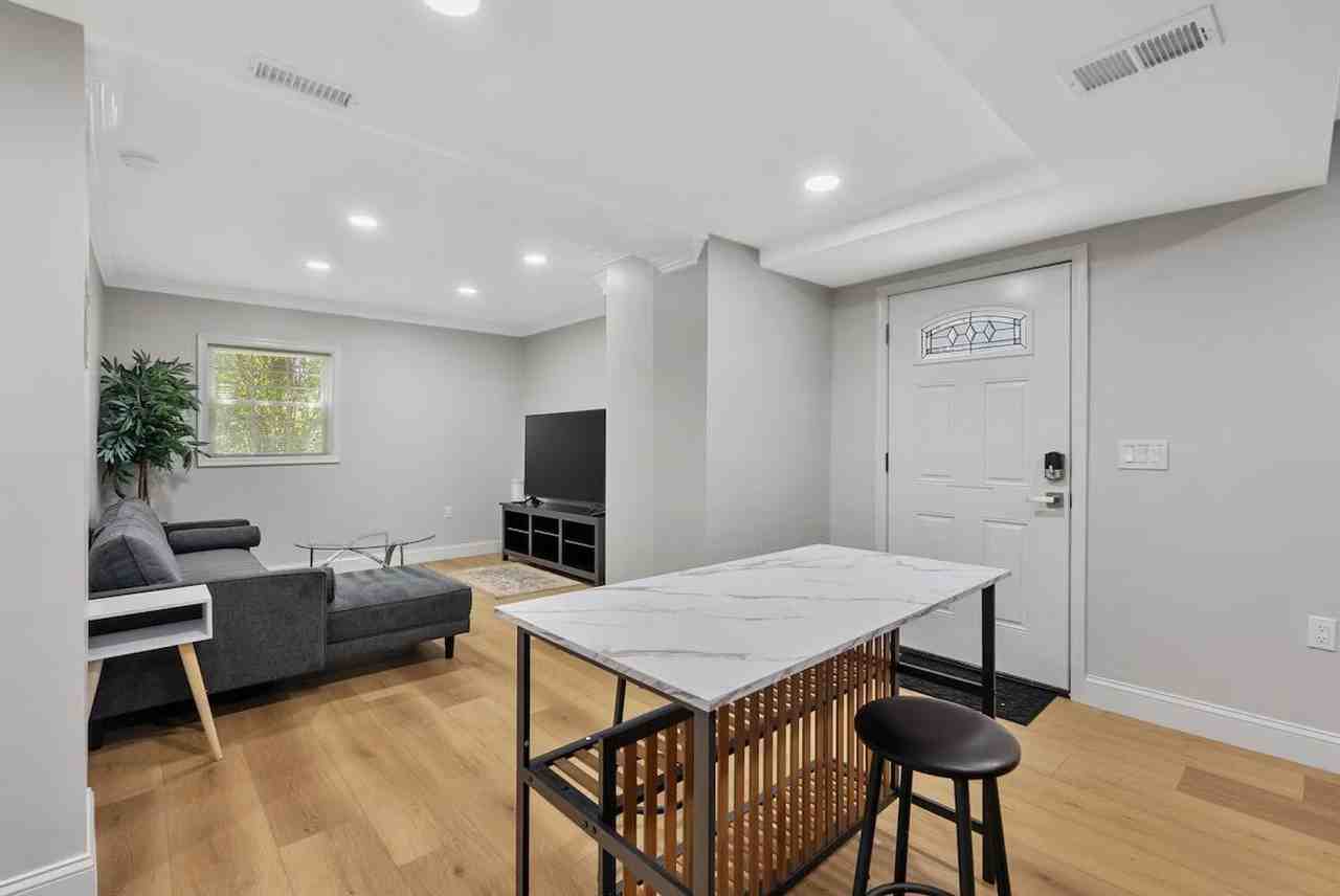 3810 Nicholson St #1511069P - Photo 2 of 21