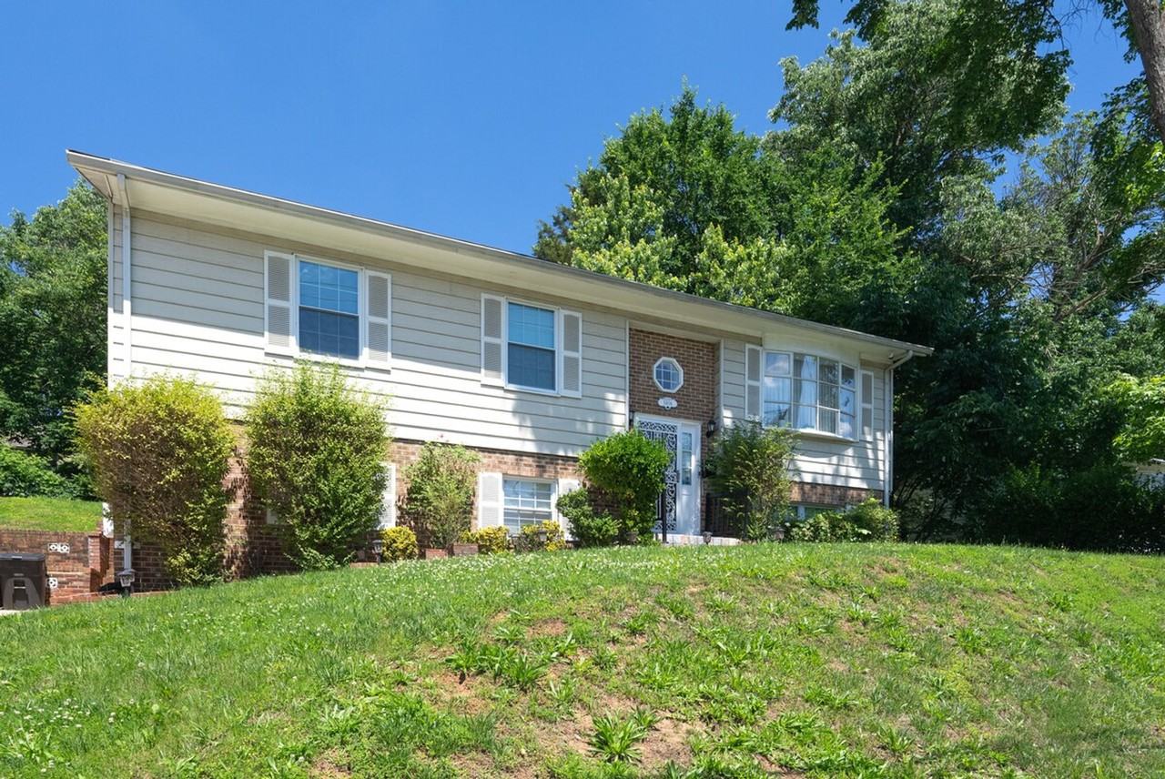 3810 Nicholson St #1511069P - Photo 3 of 21