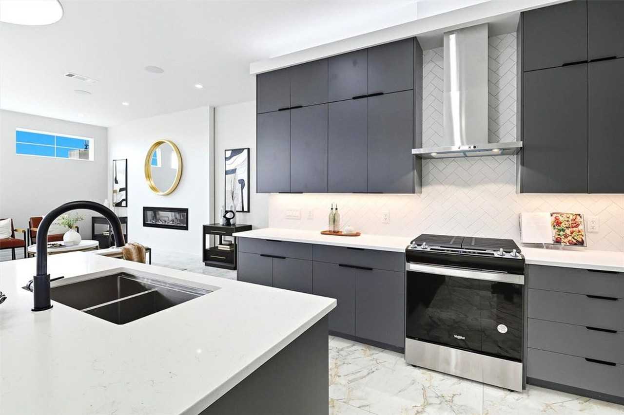 2909 El Fenice Ln #1514060P - Photo 7 of 41