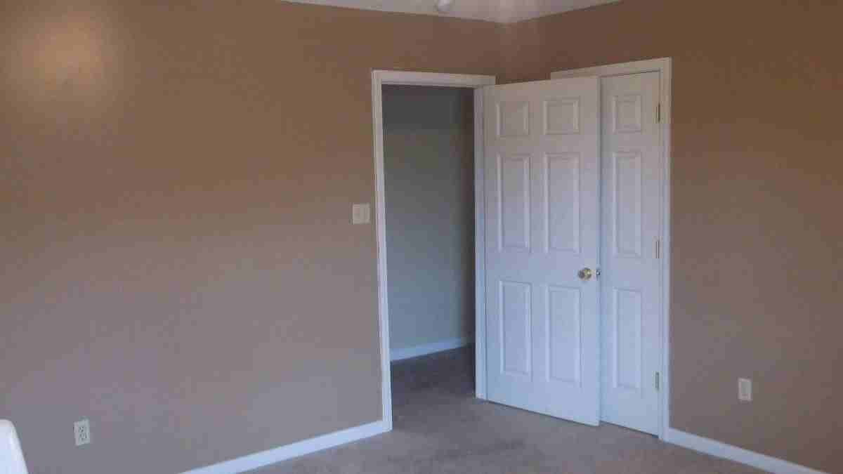 1451 Roberts Rd - Photo 3 of 10