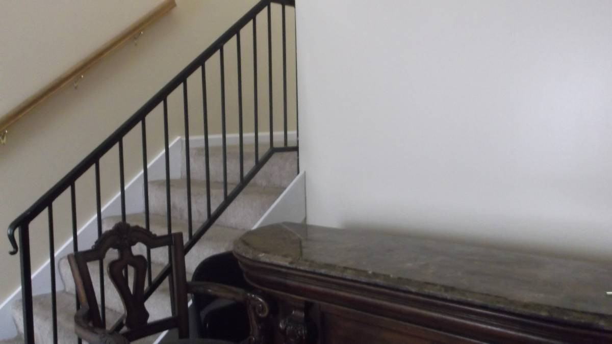 1451 Roberts Rd - Photo 5 of 10