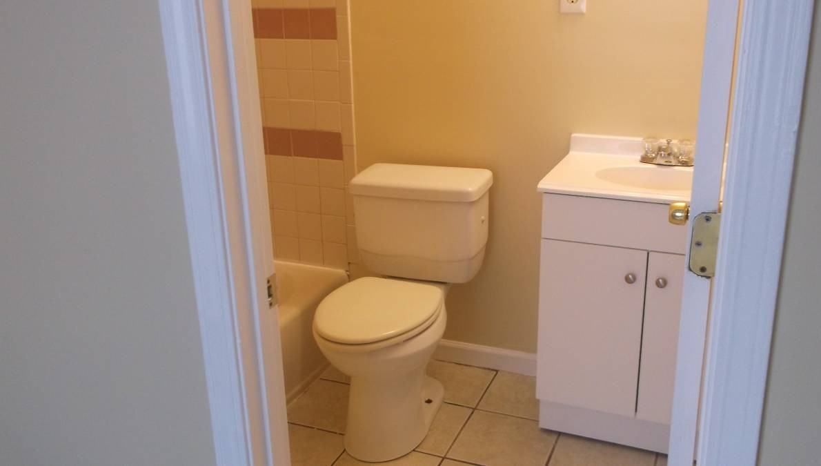 1451 Roberts Rd - Photo 7 of 10