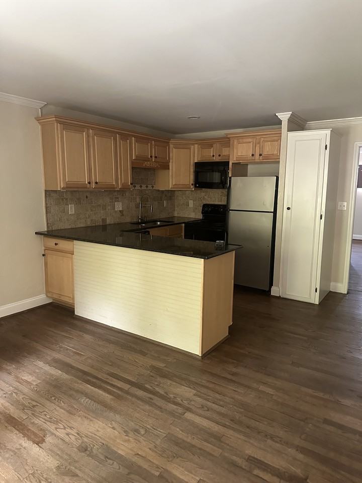 1334 28th St S #1334 - Photo 5 of 9