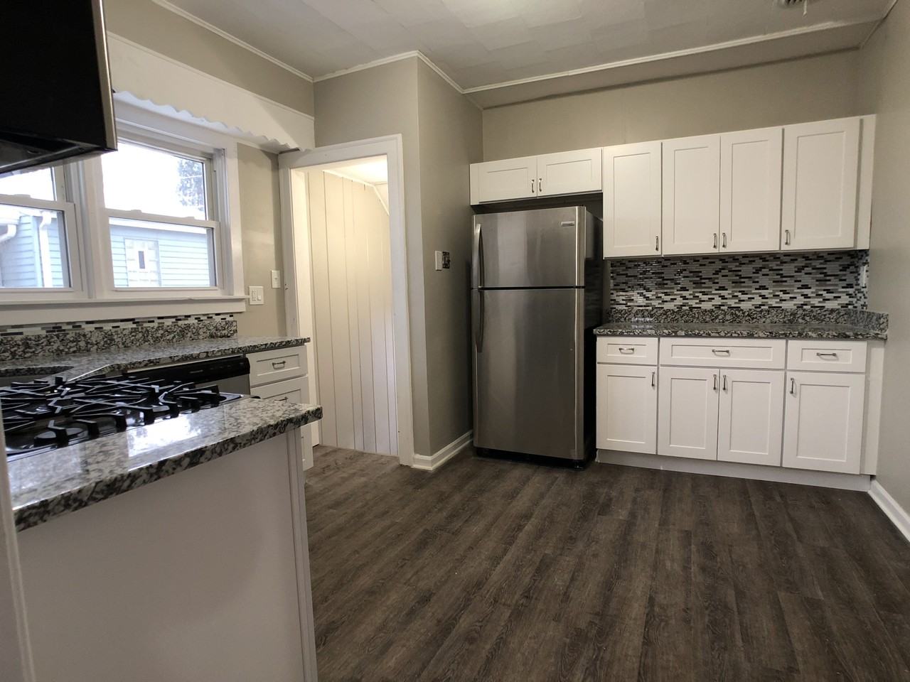 3217 Ann St - Photo 5 of 13