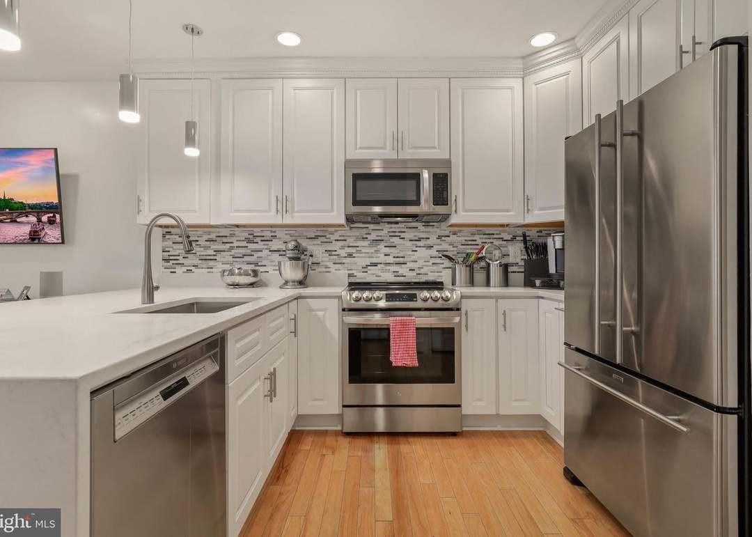 1515 11th St Nw - Photo 5 of 17