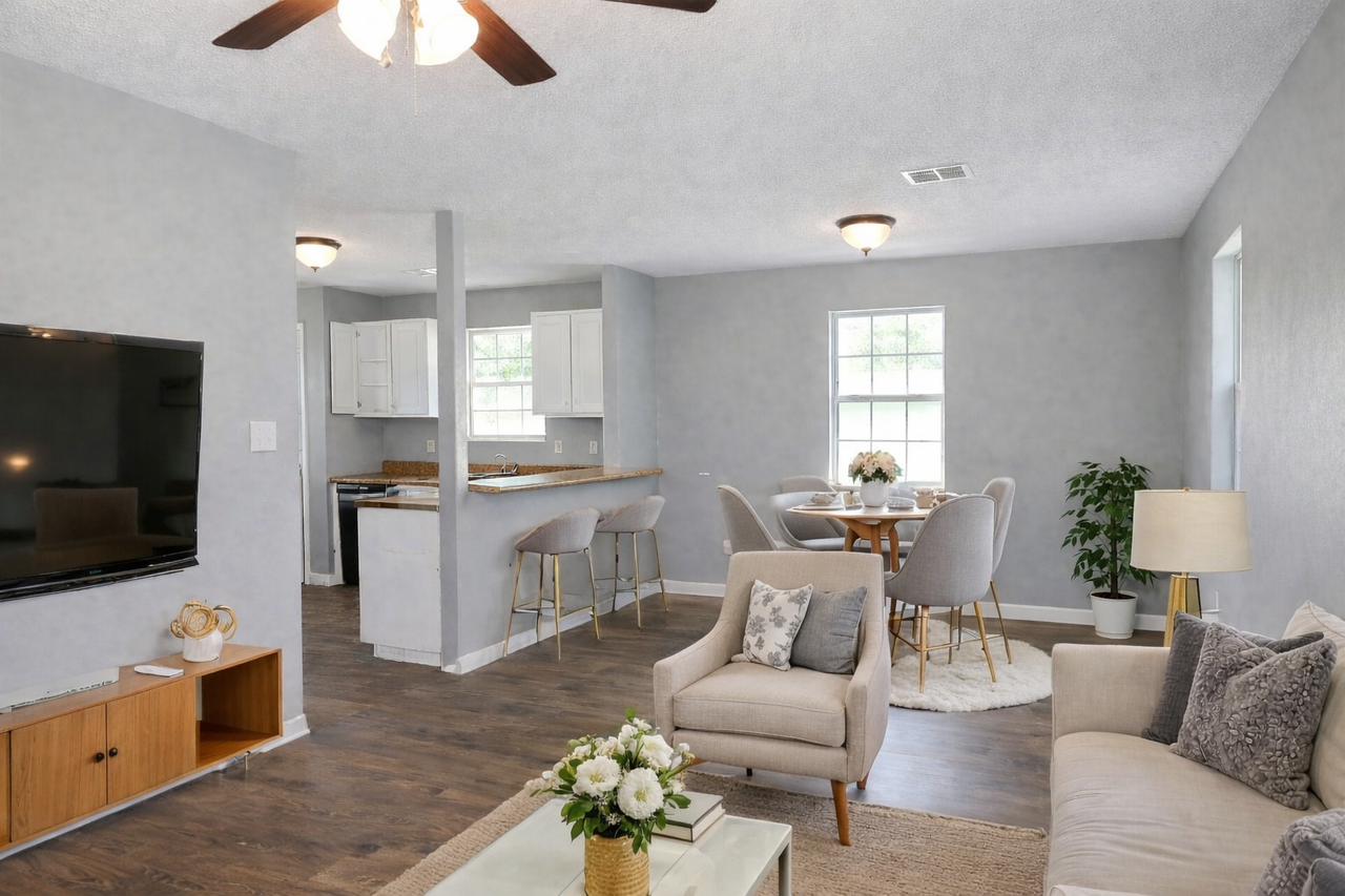 7202 Gabriel Ln - Photo 2 of 9