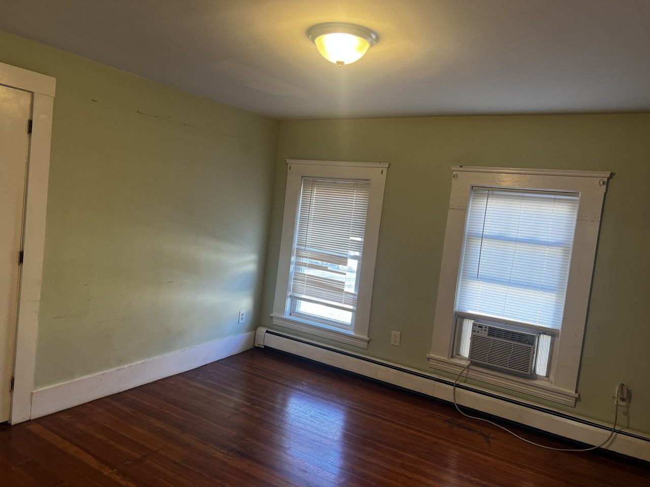 9 Park St #B - Photo 6 of 8