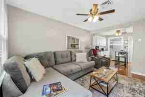 featured image of 6620 Wise Ave #6622