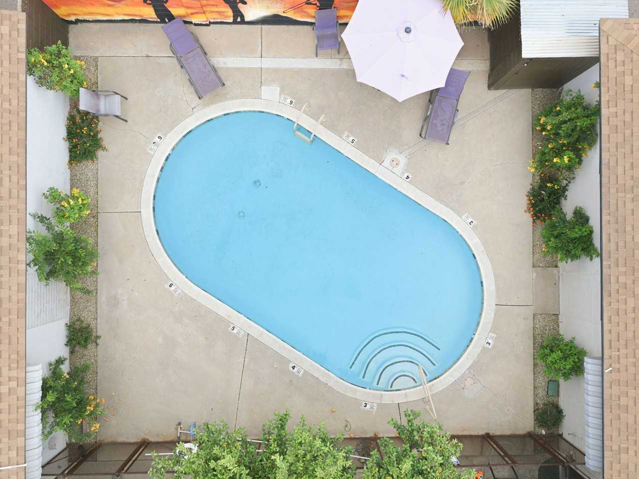 1 bed 1 bath with storage unit - Photo 3 of 18