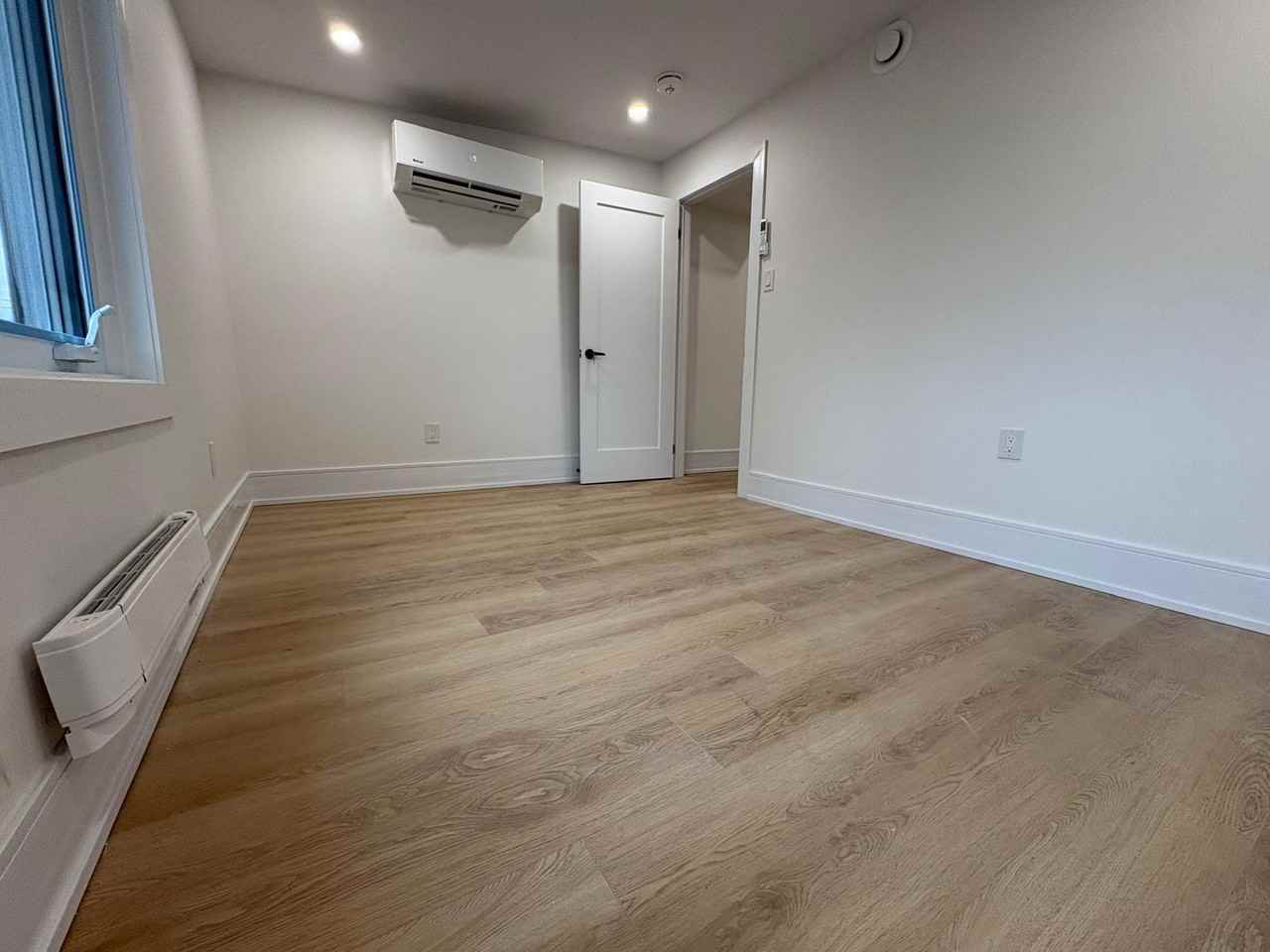 70 Lansdowne Avenue #3 - Photo 6 of 7