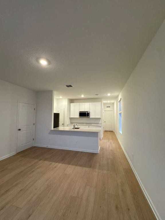 4407 Vibernum Ave, b ##B - Photo 3 of 12