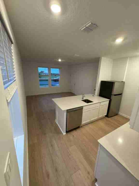 4407 Vibernum Ave, b ##B - Photo 5 of 12