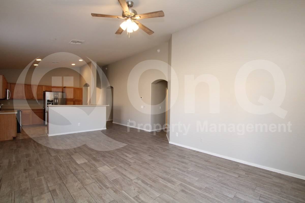 4836 E Thunderbird Dr - Photo 2 of 10