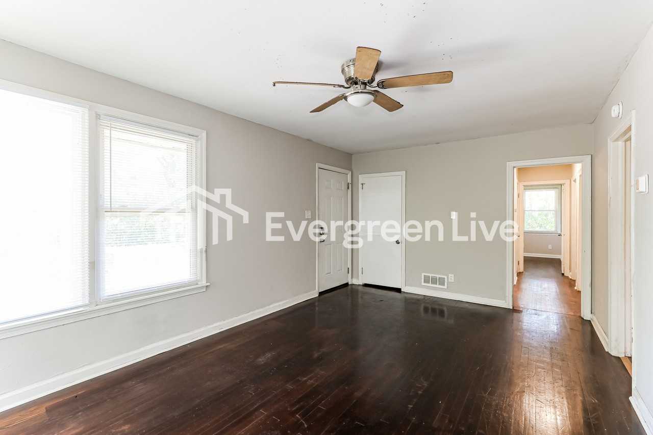 2804 Cornelia Rd - Photo 4 of 15