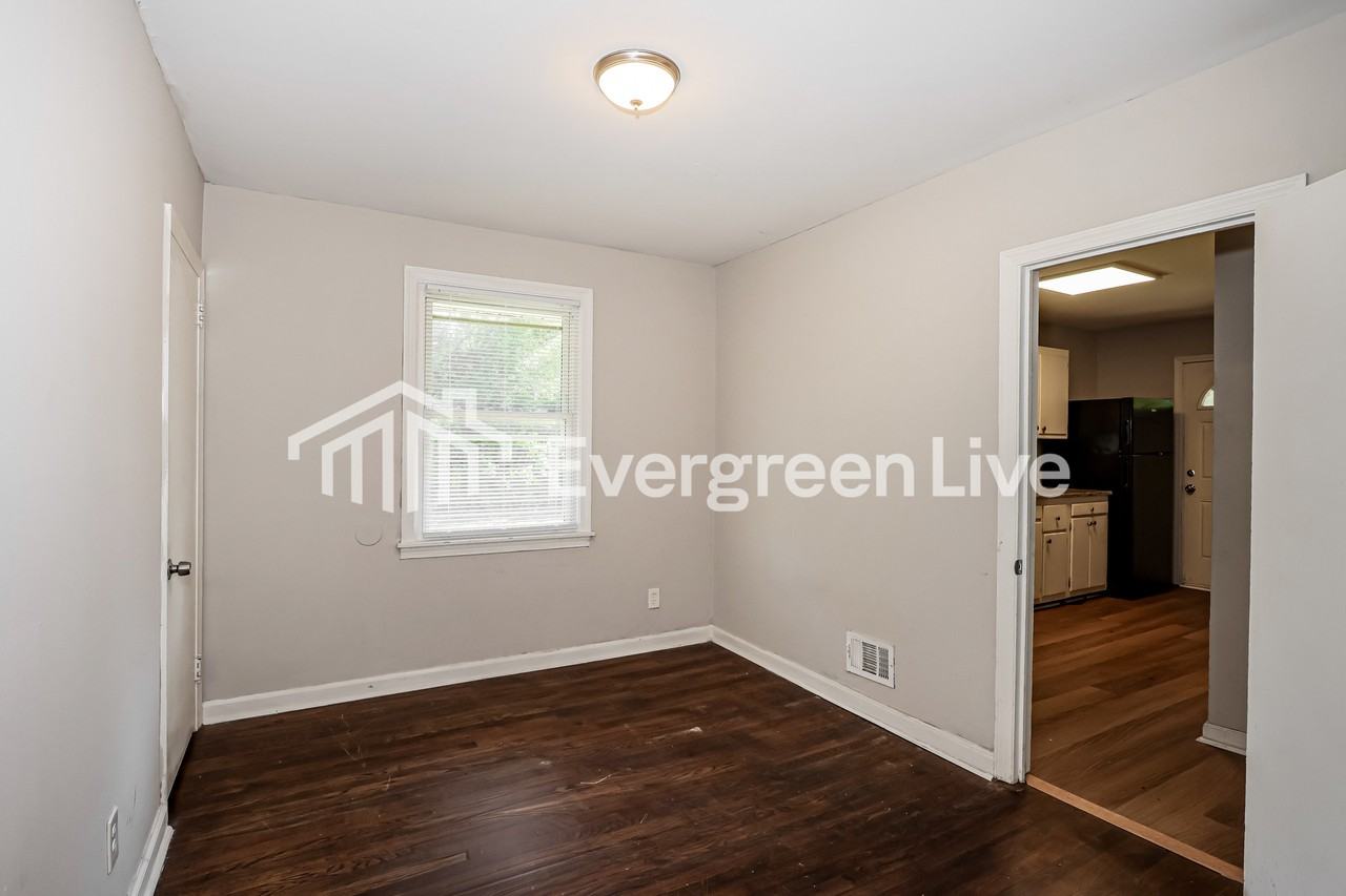 2804 Cornelia Rd - Photo 5 of 15