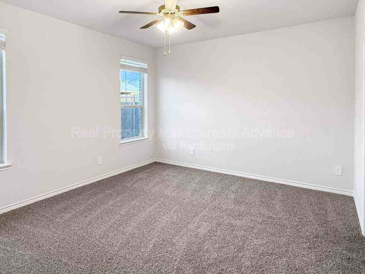 2021 Ozark Hills Lane - Photo 6 of 10