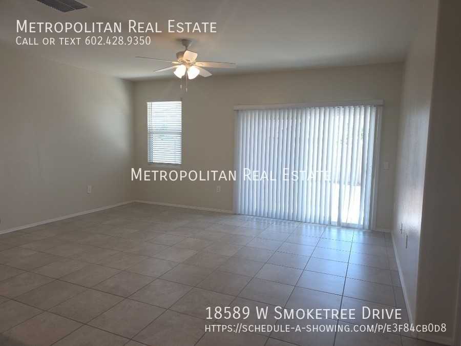 SMOKETREE & - Photo 4 of 23