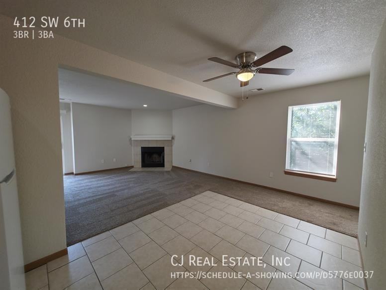 412 Sw 6th St - Photo 4 of 11