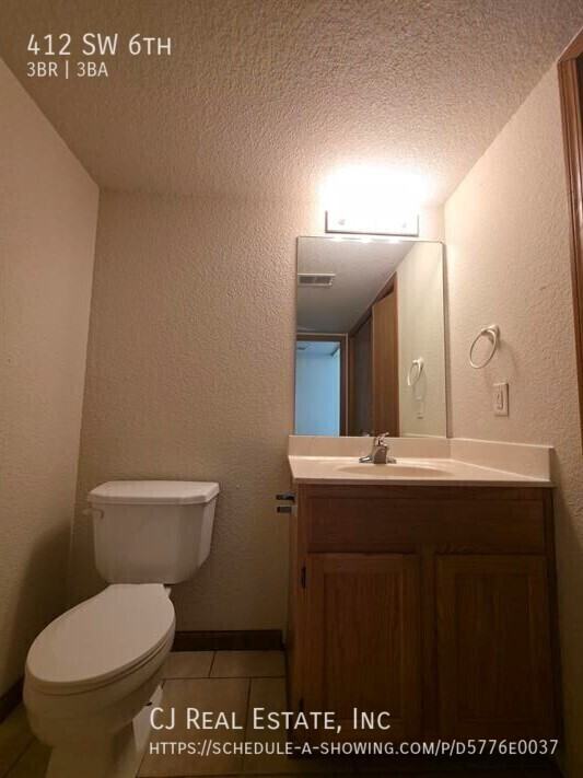 412 Sw 6th St - Photo 5 of 11