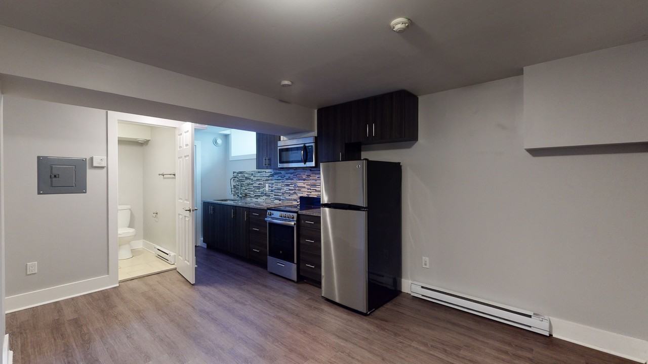 Laurier Apartments - Photo 6 of 19