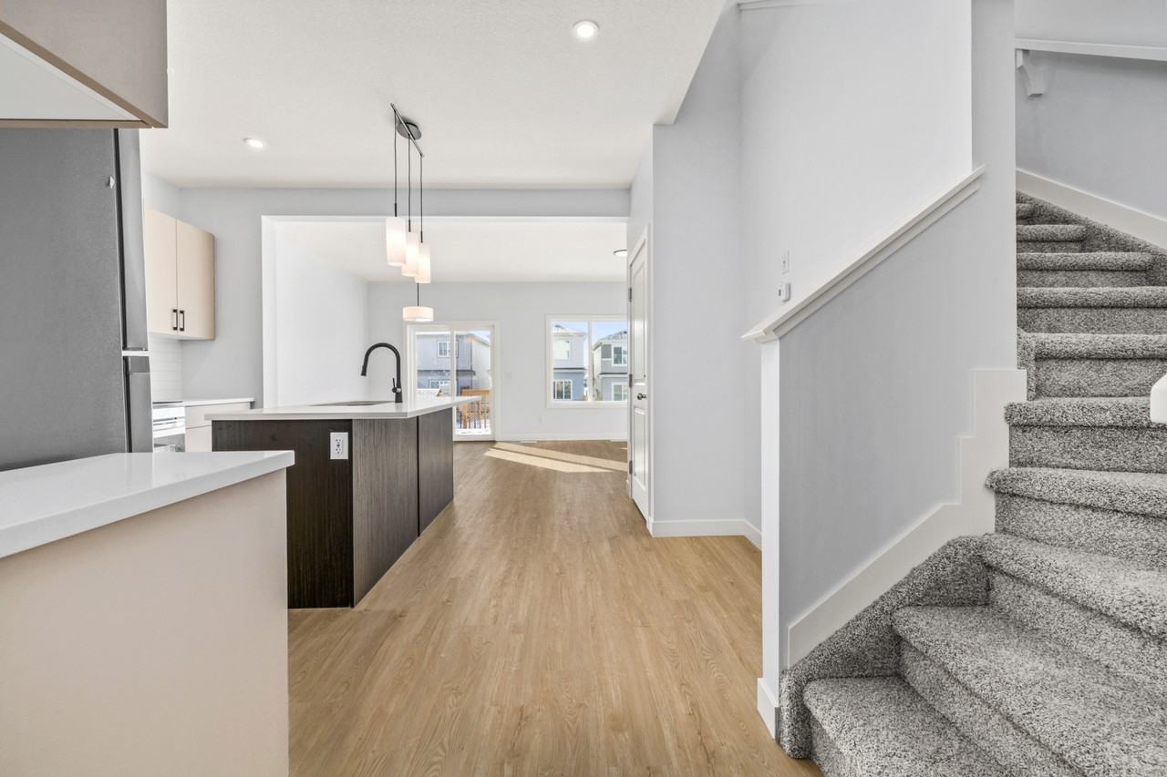 Honeysuckle Green - Photo 2 of 26