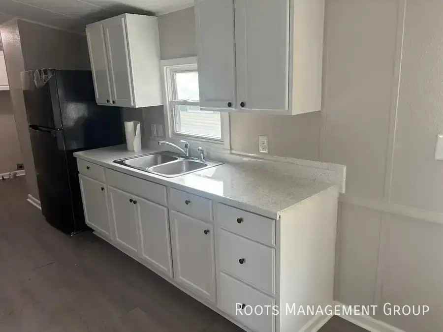 924 W Mactavish Rd - Photo 3 of 20