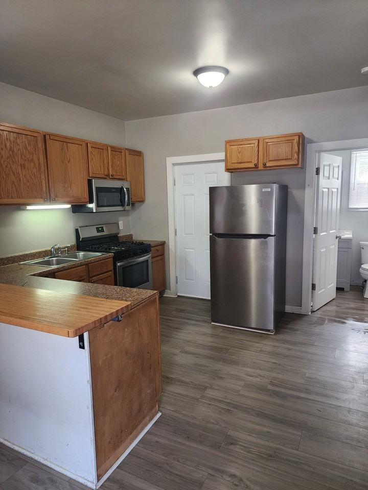 2815 Pinard St #1 - Photo 2 of 9