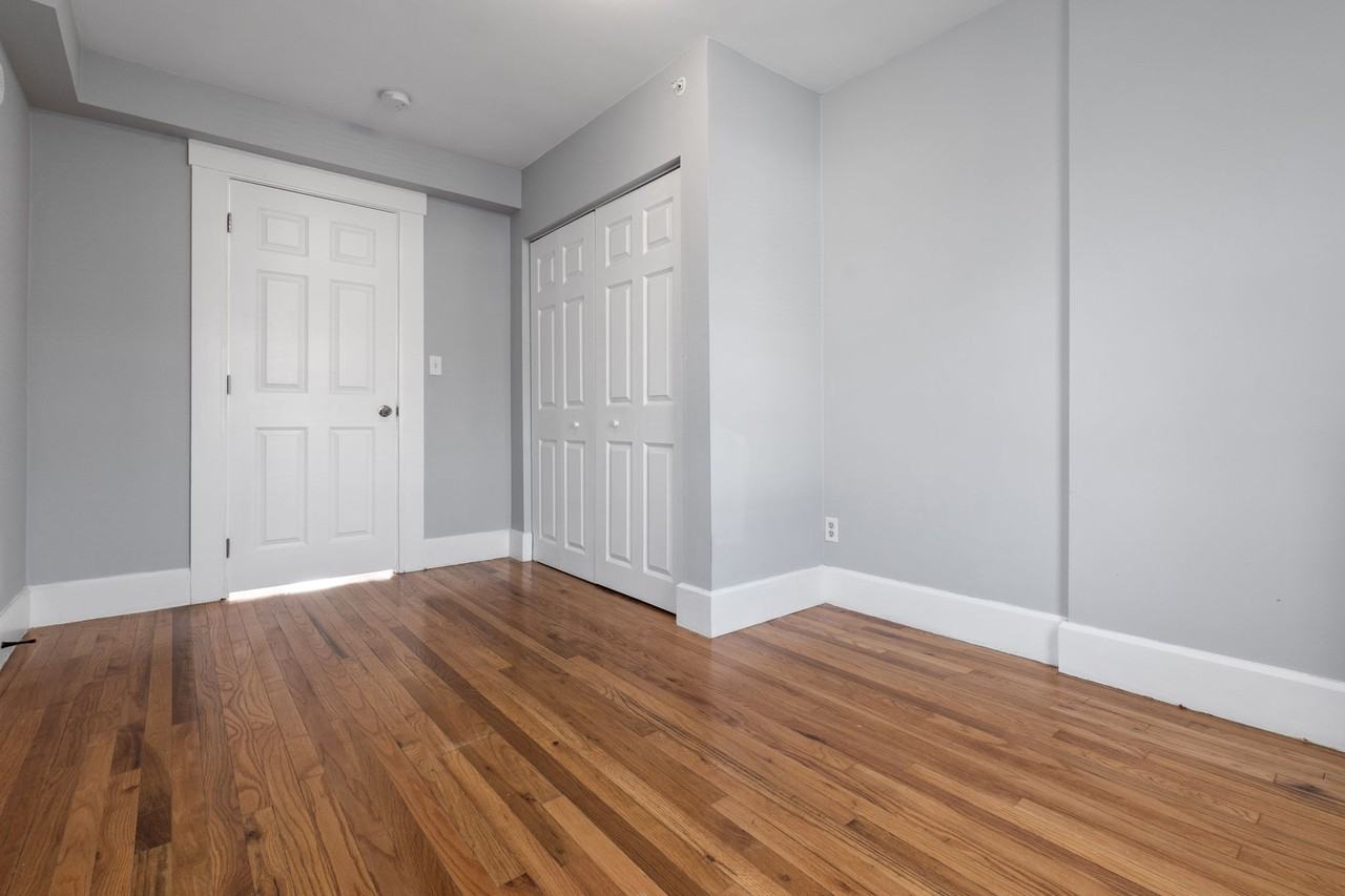 55 Pine Street #2 - Photo 5 of 24