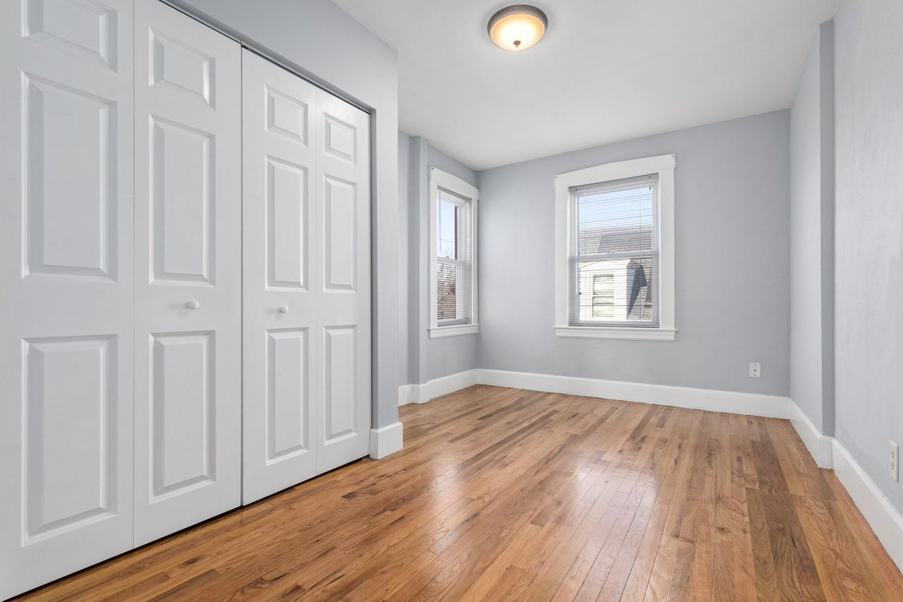 55 Pine Street #2 - Photo 7 of 24