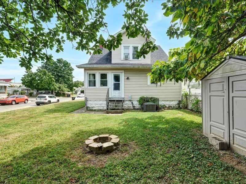 3220 Grant Ave - Photo 7 of 33