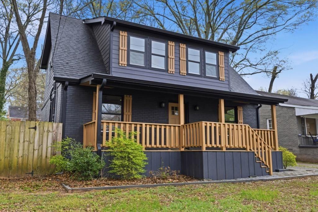 2455 Lynn Iris Dr - Photo 2 of 27