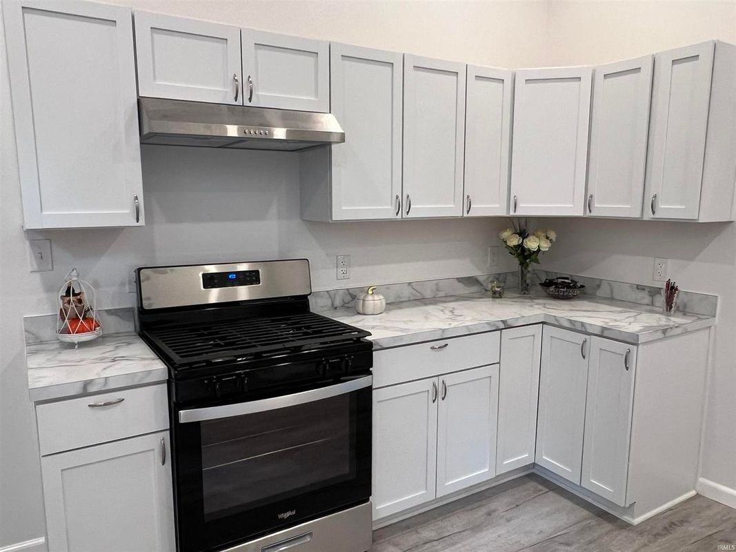 316 W Tennessee St - Photo 2 of 6