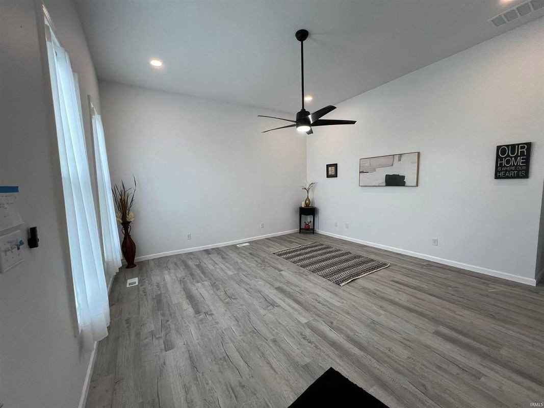 316 W Tennessee St - Photo 3 of 6