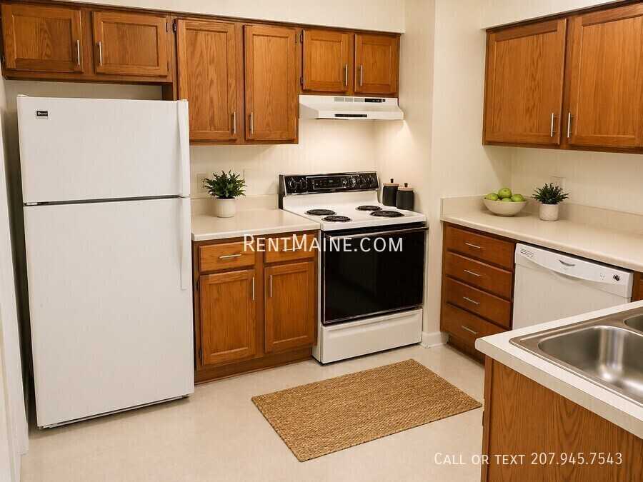 45 Valley View Ln #C - Photo 3 of 18