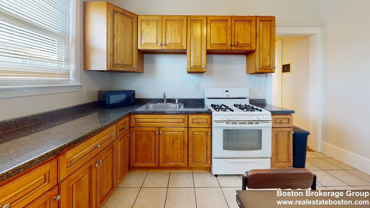 11 Elder St. - Photo 2 of 36