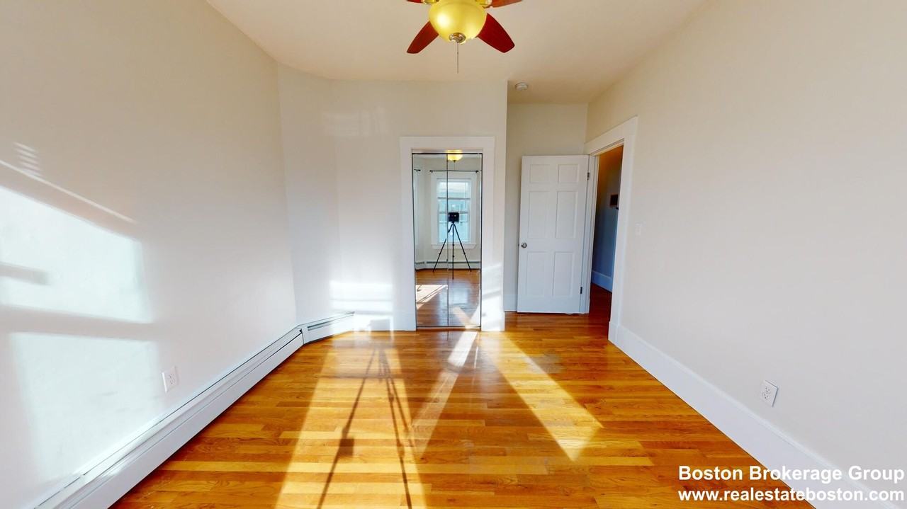 11 Elder St. - Photo 5 of 36