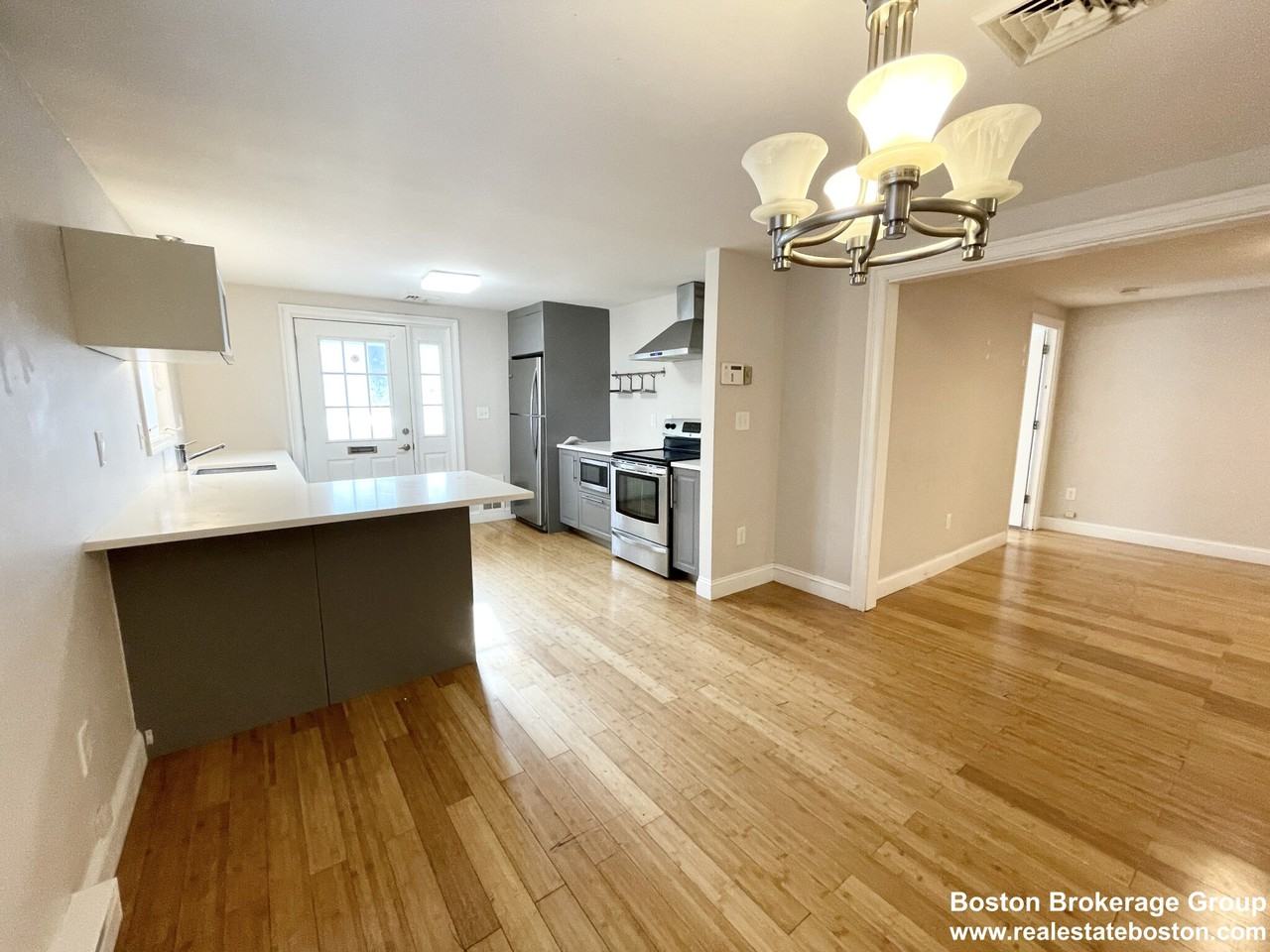 114 Buttonwood St. - Photo 2 of 11