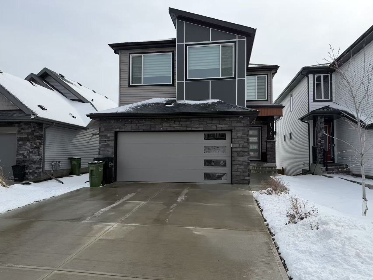 1955 159 St SW - Photo 4 of 19