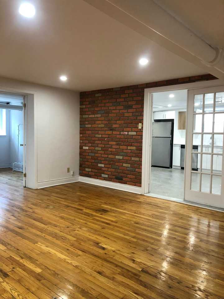 2384 Av Beaconsfield — photo 3