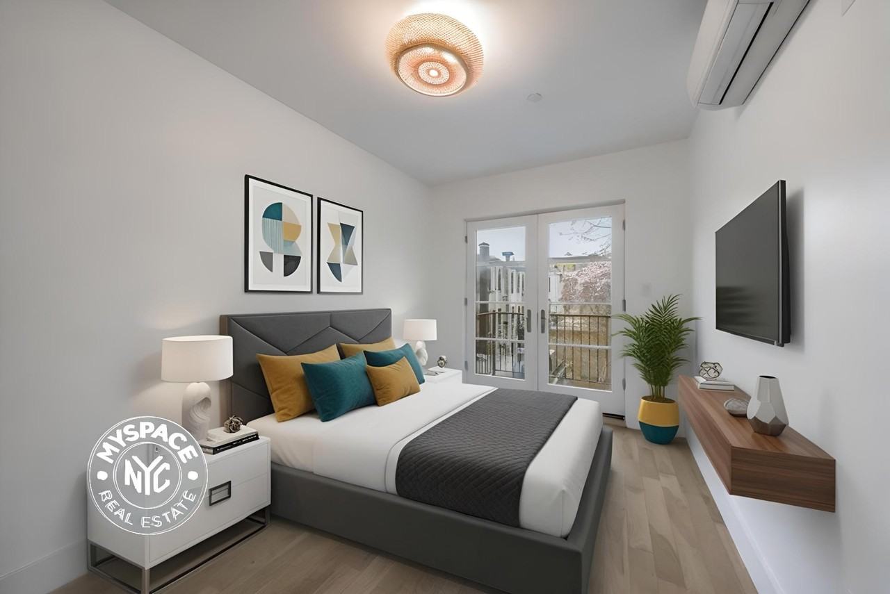 830 Saint Johns Pl #3B