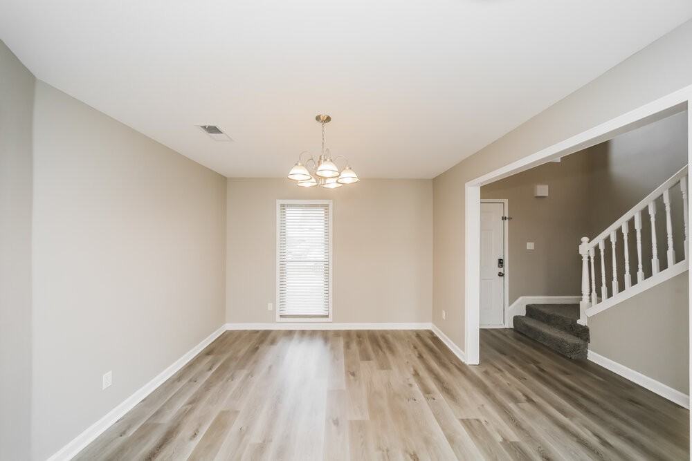 9347 Helmsley Dr - Photo 7 of 20