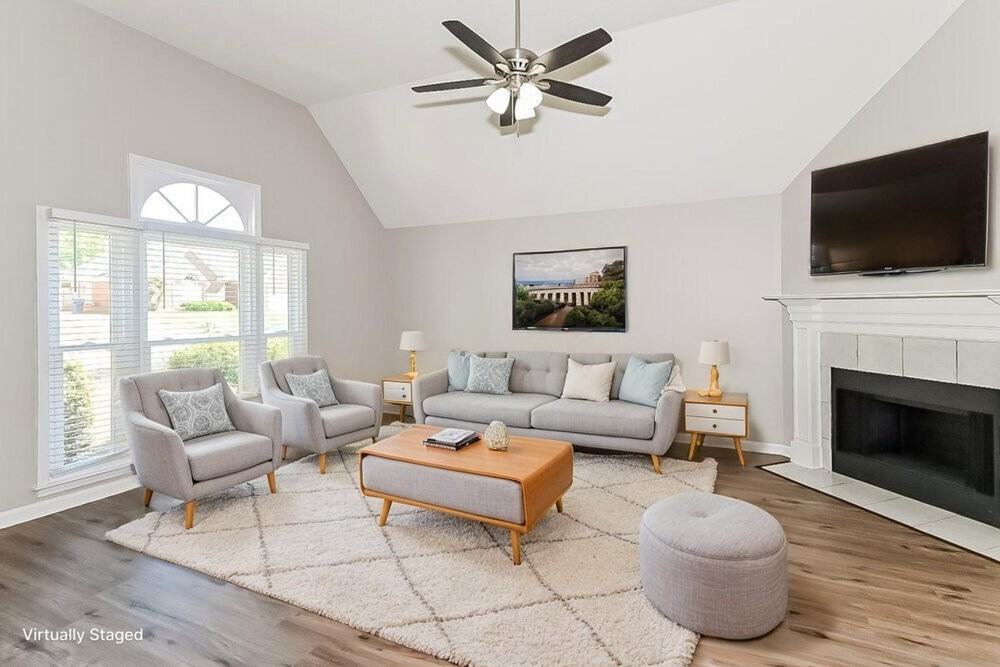 1555 Appling Wood Cv N - Photo 3 of 19