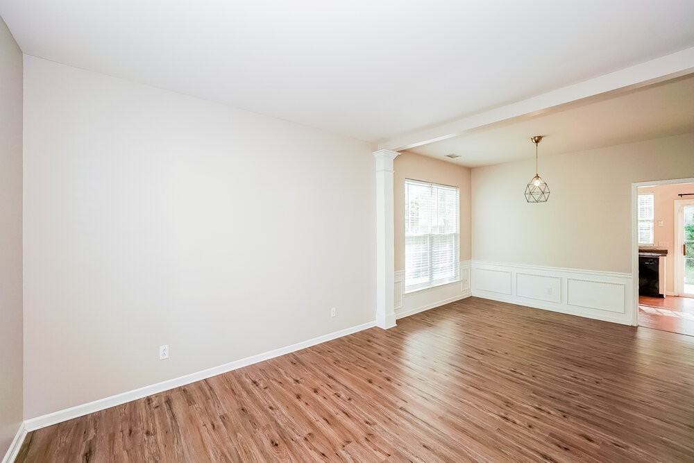 8909 Lyleton Ln - Photo 5 of 17