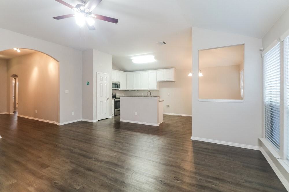 9308 Cynthia Ct - Photo 3 of 16