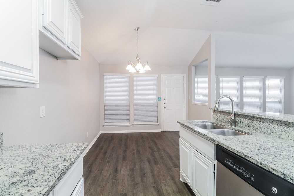 9308 Cynthia Ct - Photo 7 of 16