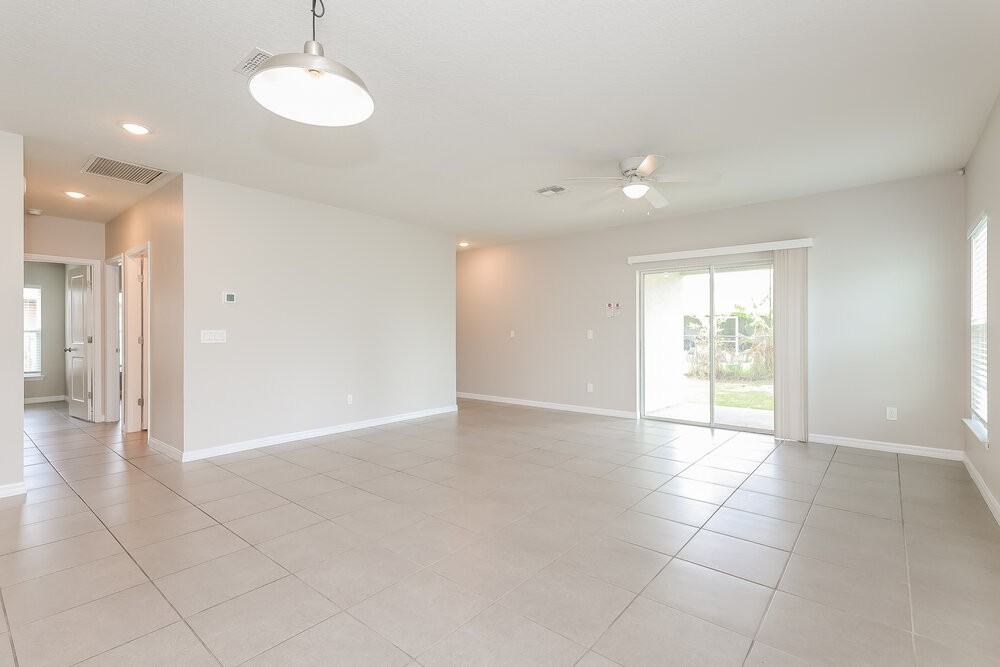 41 Coventry Ct - Photo 6 of 19